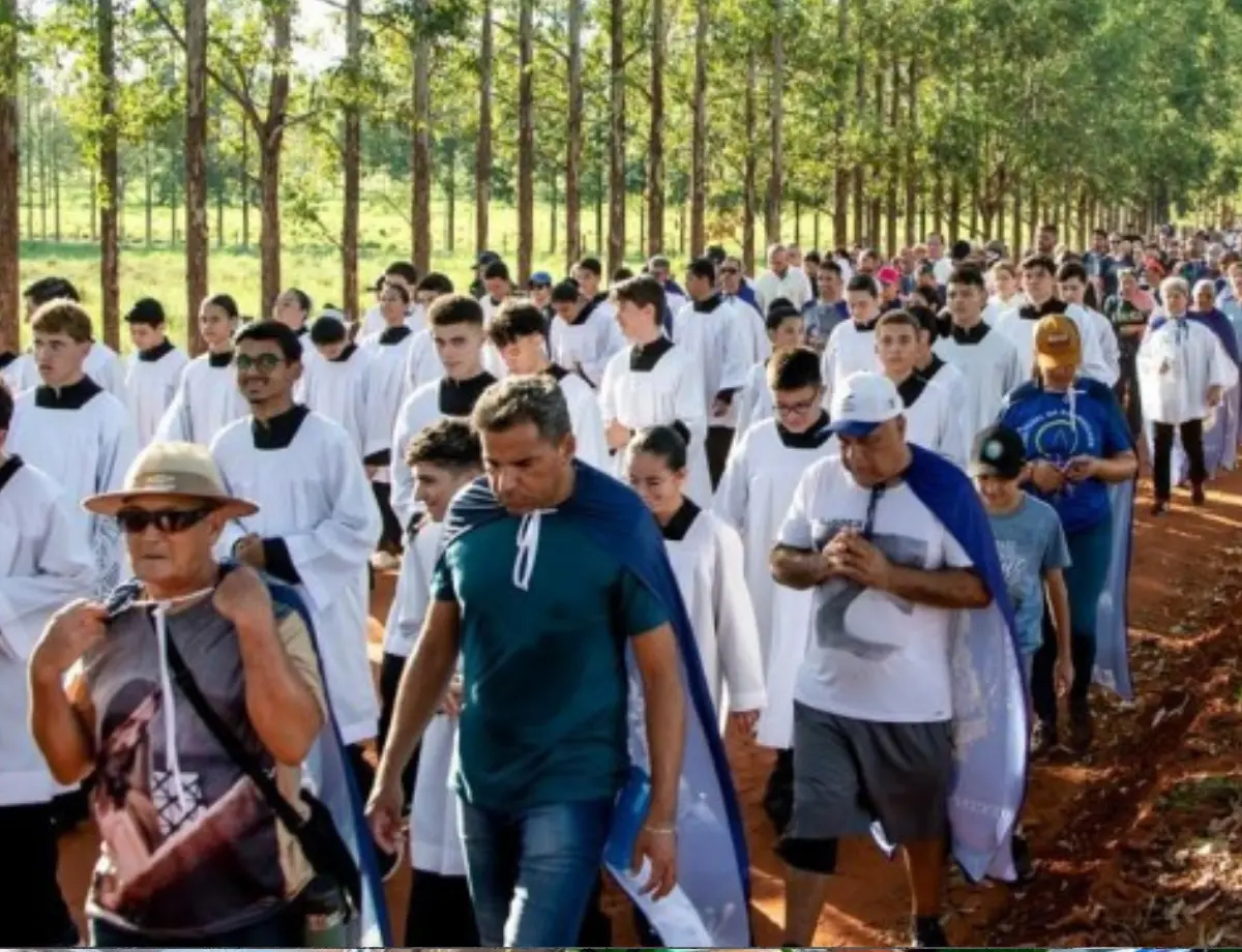 Caminhadas penitenciais em Alto Paraná e Loanda reúnem 1500 peregrinos