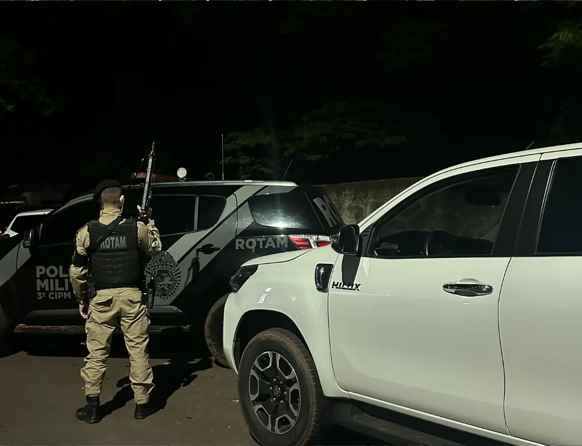 ROTAM prende homem com mandado em aberto e recupera veículo furtado na região