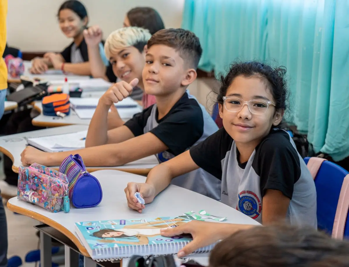 Paranavaí e 234 municípios do Paraná conquistam medalha de ouro do Selo Nacional Compromisso com Alfabetização