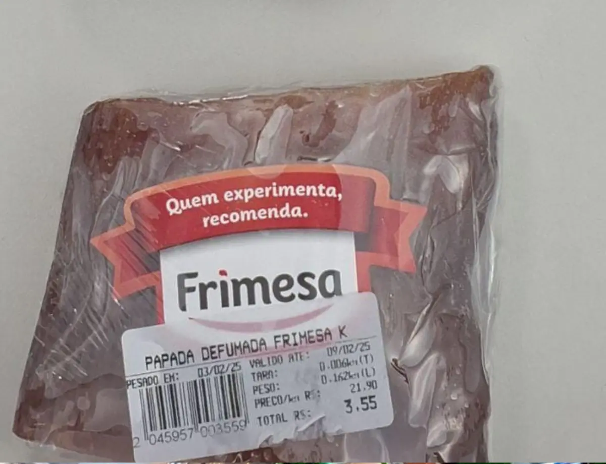 Mulher é flagrada furtando papada defumada de supermercado em Paranavaí