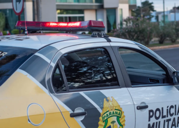 Veículo furtado em Paranavaí é recuperado pela PM em mata próxima a Tamboara