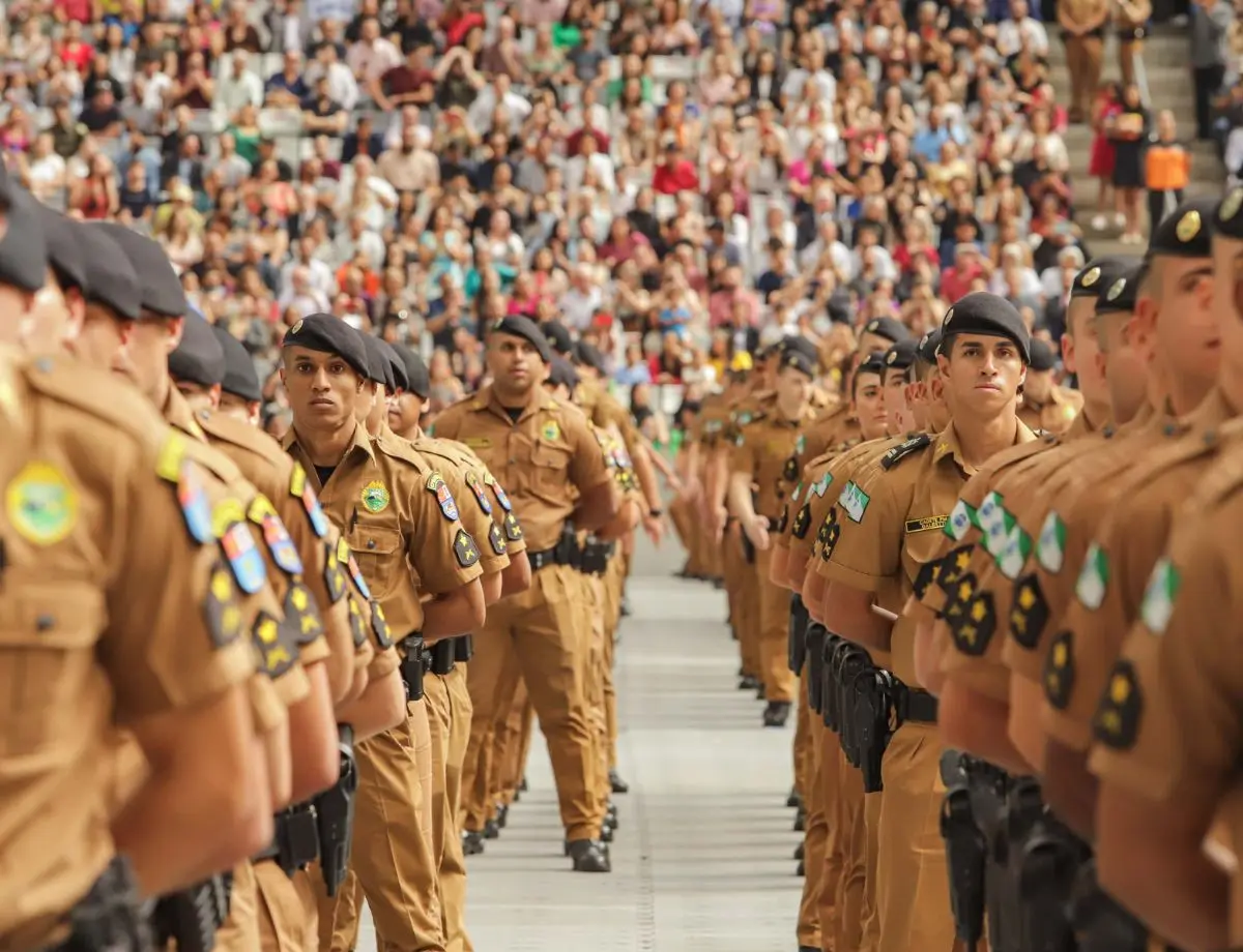 Paraná abre concursos para contratar 2 mil policiais militares e 600 bombeiros