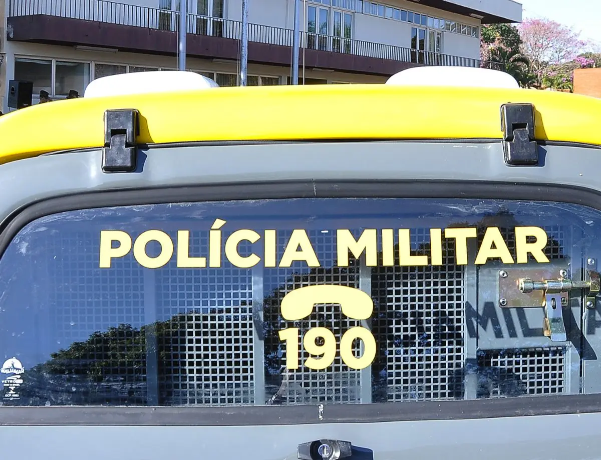 Dois homens são presos por roubo e porte ilegal de arma de fogo em Paranavaí