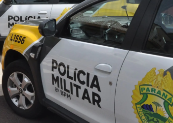 Homem é preso suspeito de agredir companheira e atear fogo em motocicleta