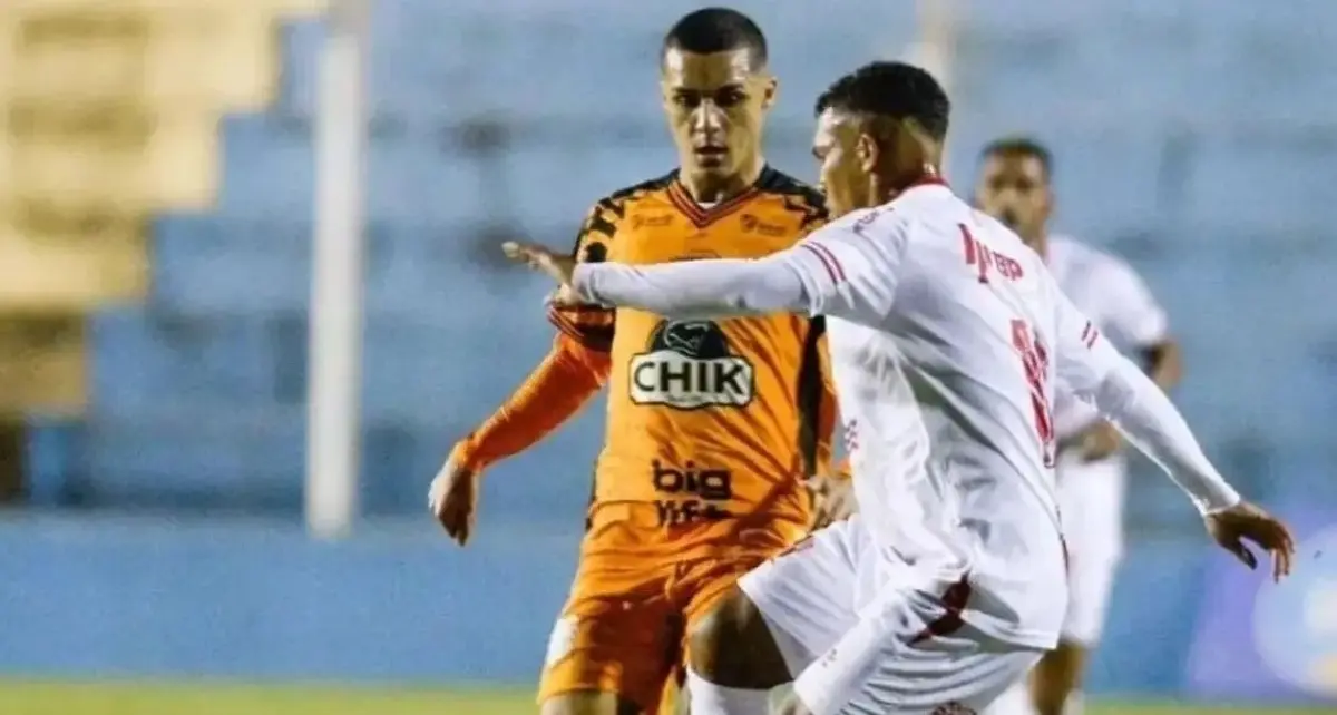 ACP falha em finalizações e perde para Laranja Mecânica