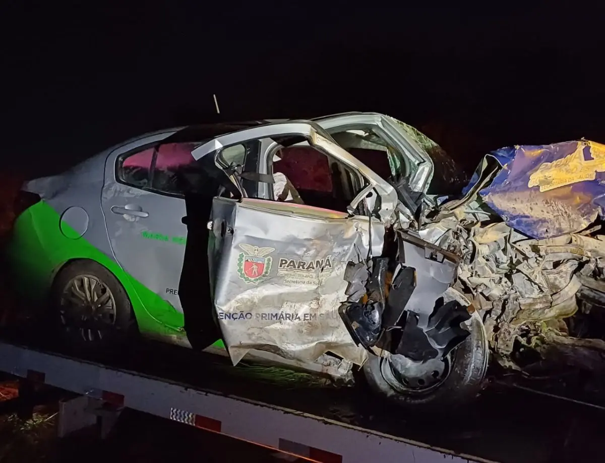 Quatro pessoas morrem em grave acidente entre carros e carreta em Tuneiras do Oeste