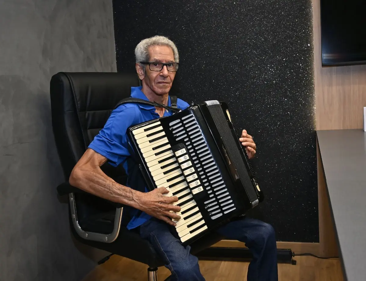 Música, bom humor e muitas histórias: trajetória de Josias do Acordeon é inspiração
