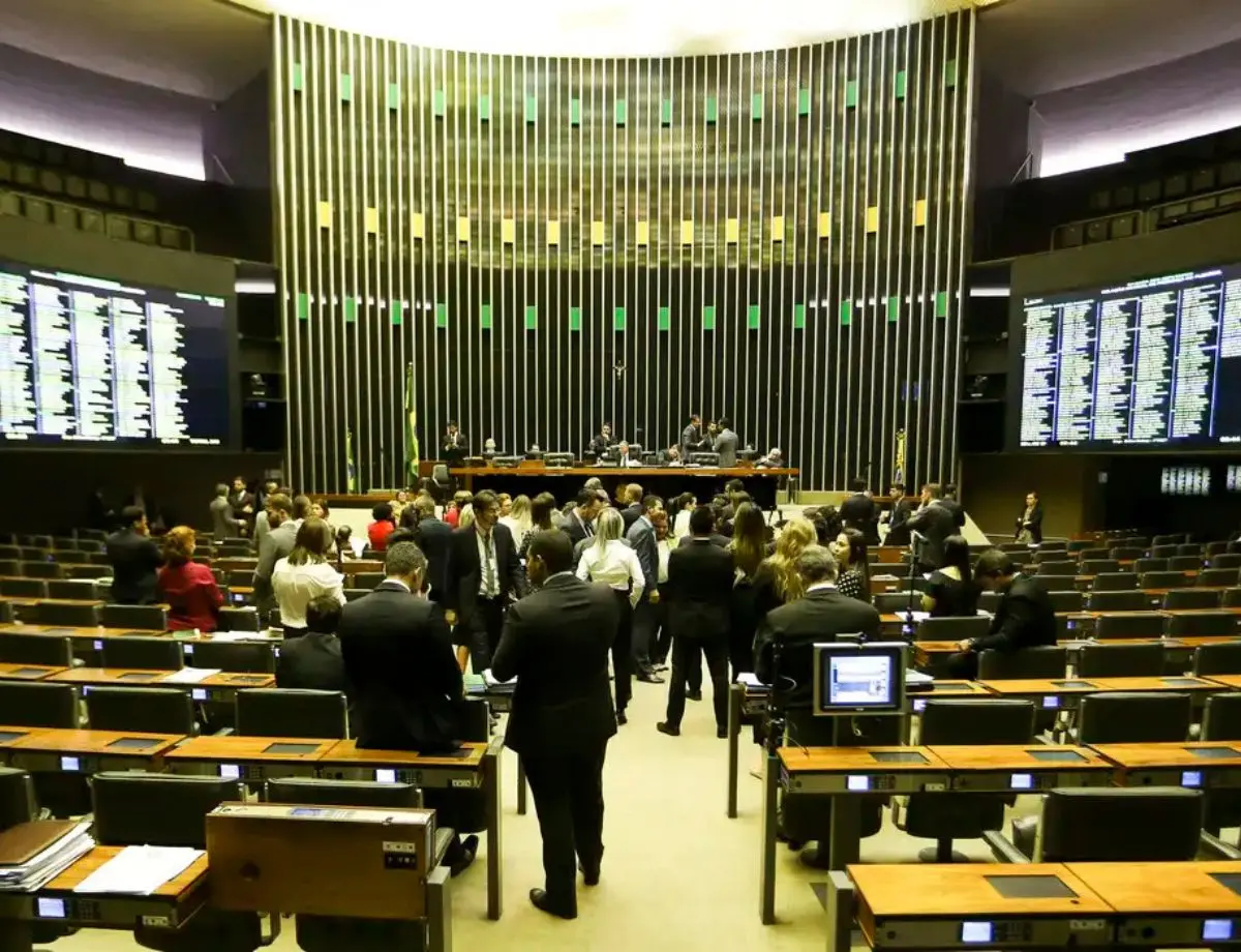 Câmara pode votar urgência para aumentar número de deputados federais
