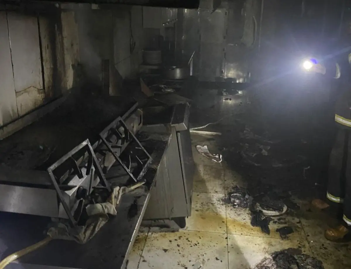 Cozinha de restaurante é parcialmente destruída por incêndio em Nova Esperança