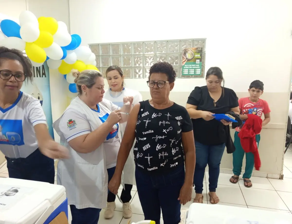 Paraíso do Norte se destaca com mais de mil doses aplicadas no Dia D de Multivacinação