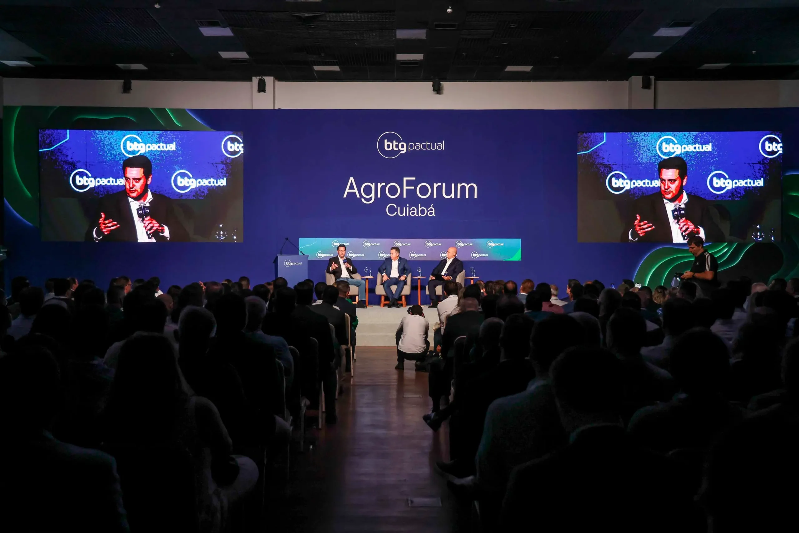 Paraná é modelo de agronegócio moderno para o Brasil, diz Ratinho Junior