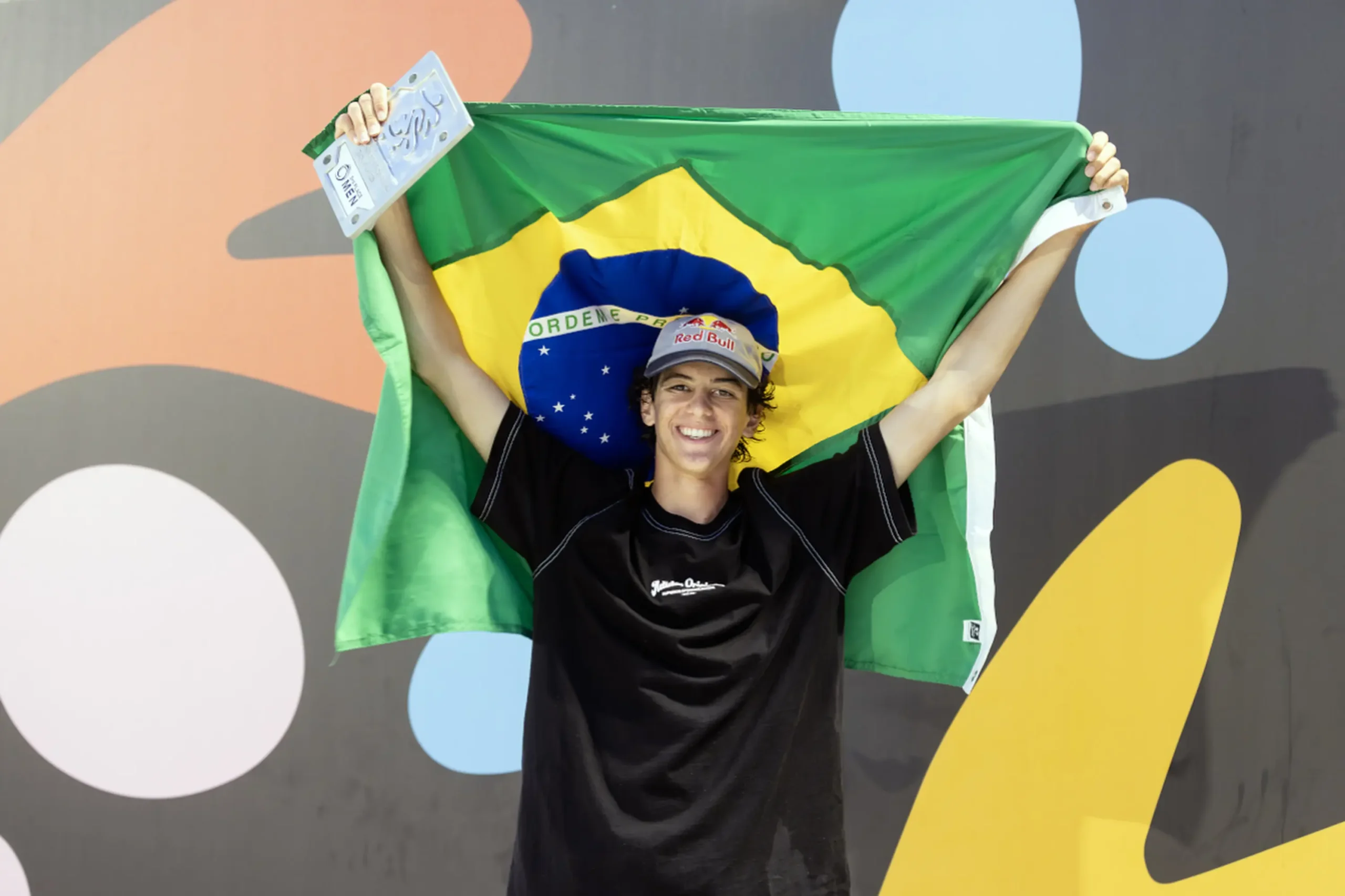 Paranaense Gui Khury executa manobra inédita e leva bronze na Copa do Mundo de Skate
