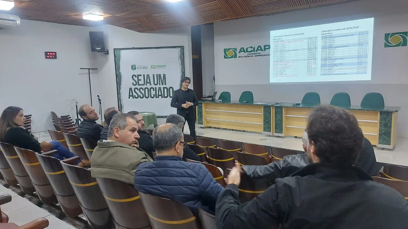 Comércio de Paranavaí discute calendário 2025/2026 com foco na organização e fortalecimento do setor