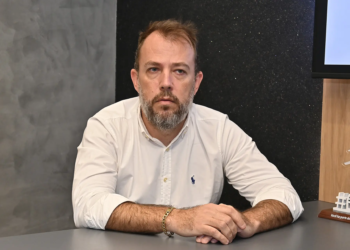 Prefeitura de São João do Caiuá custeia transporte gratuito para trabalhadores que atuam em Paranavaí