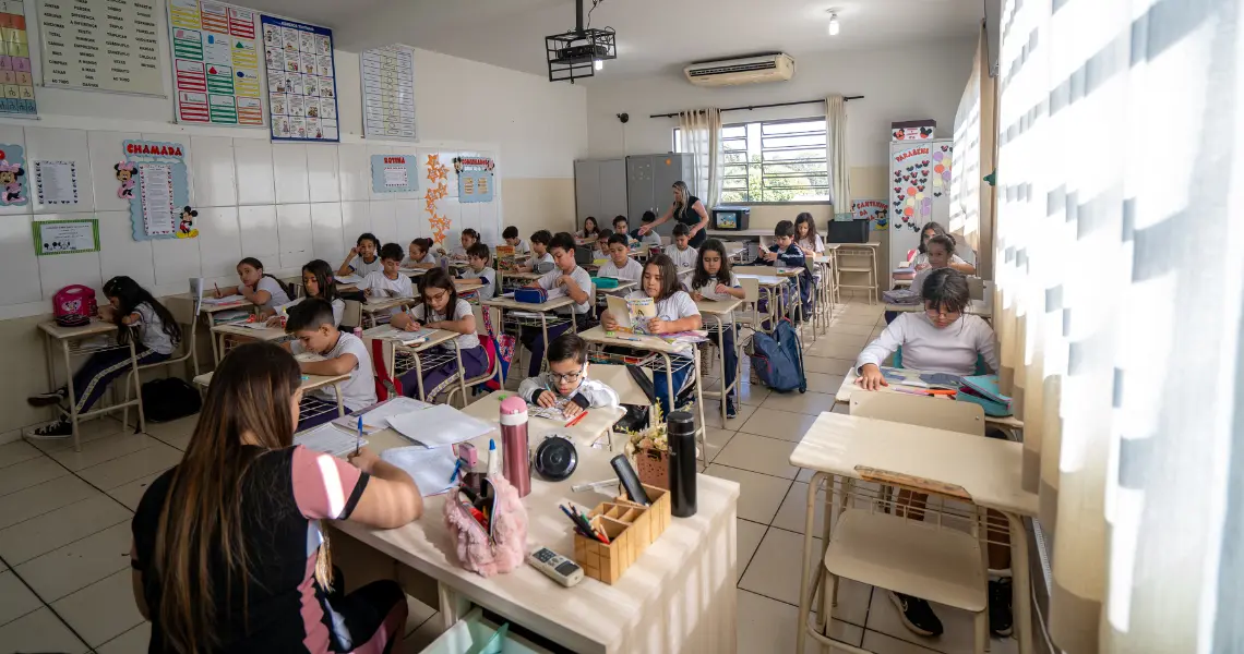 Alunos da rede municipal retornam às aulas após período de férias escolares
