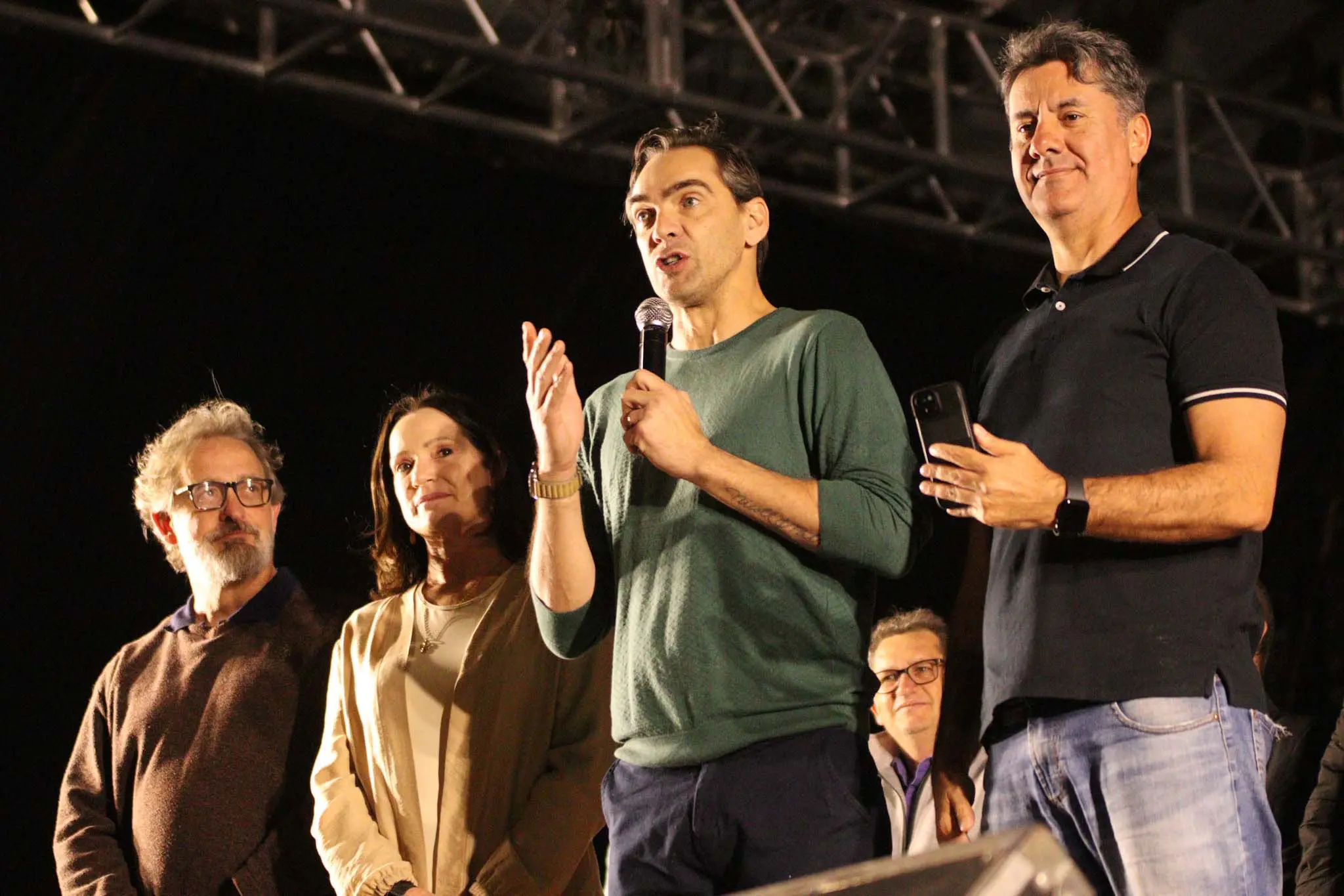 Campeão olímpico Giba ressalta importância do Esporte para os jovens durante os JEPs