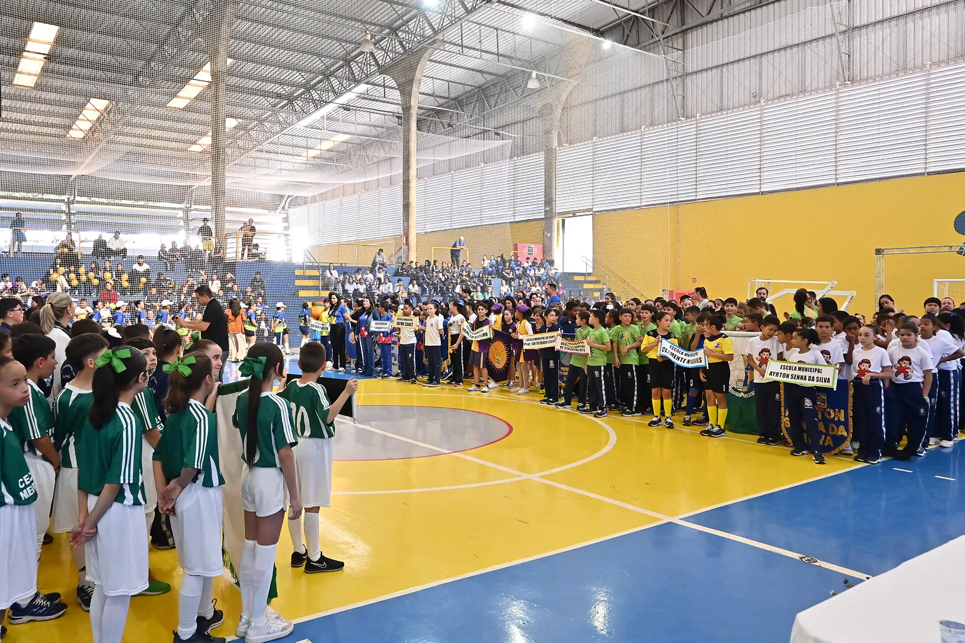Cerca de mil alunos participam dos Jogos Infantis em Paranavaí