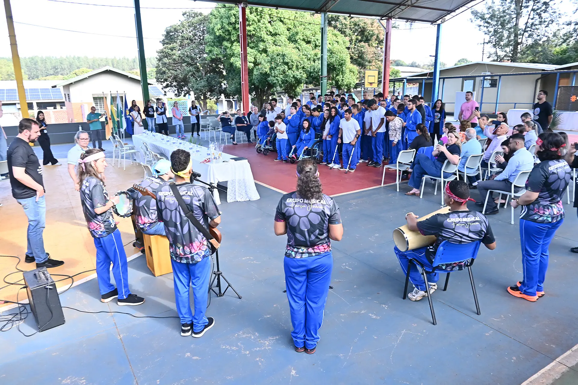 Apae de Paranavaí mobiliza sociedade em apoio às escolas especializadas