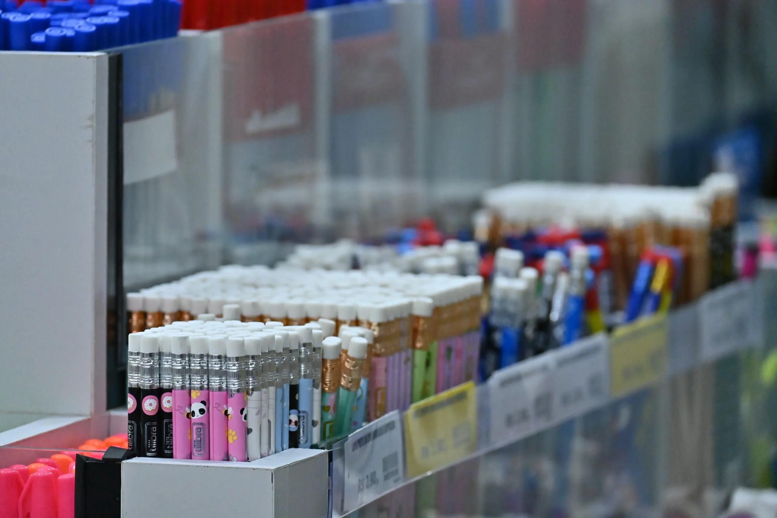 Programa estabelece regras para distribuição de material escolar a alunos da rede municipal