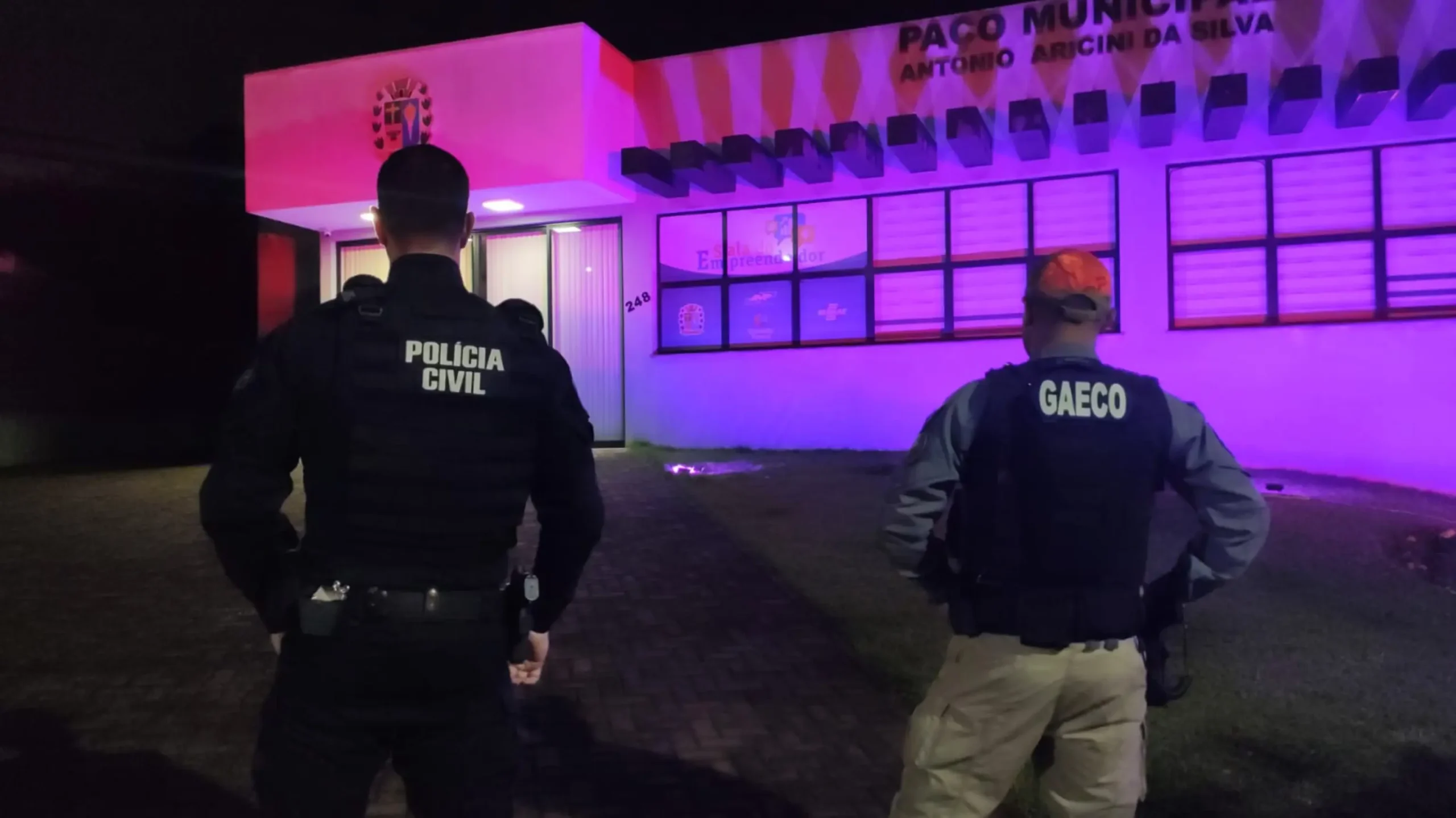 Gaeco cumpre mandados de prisão, de busca e de sequestro de bens