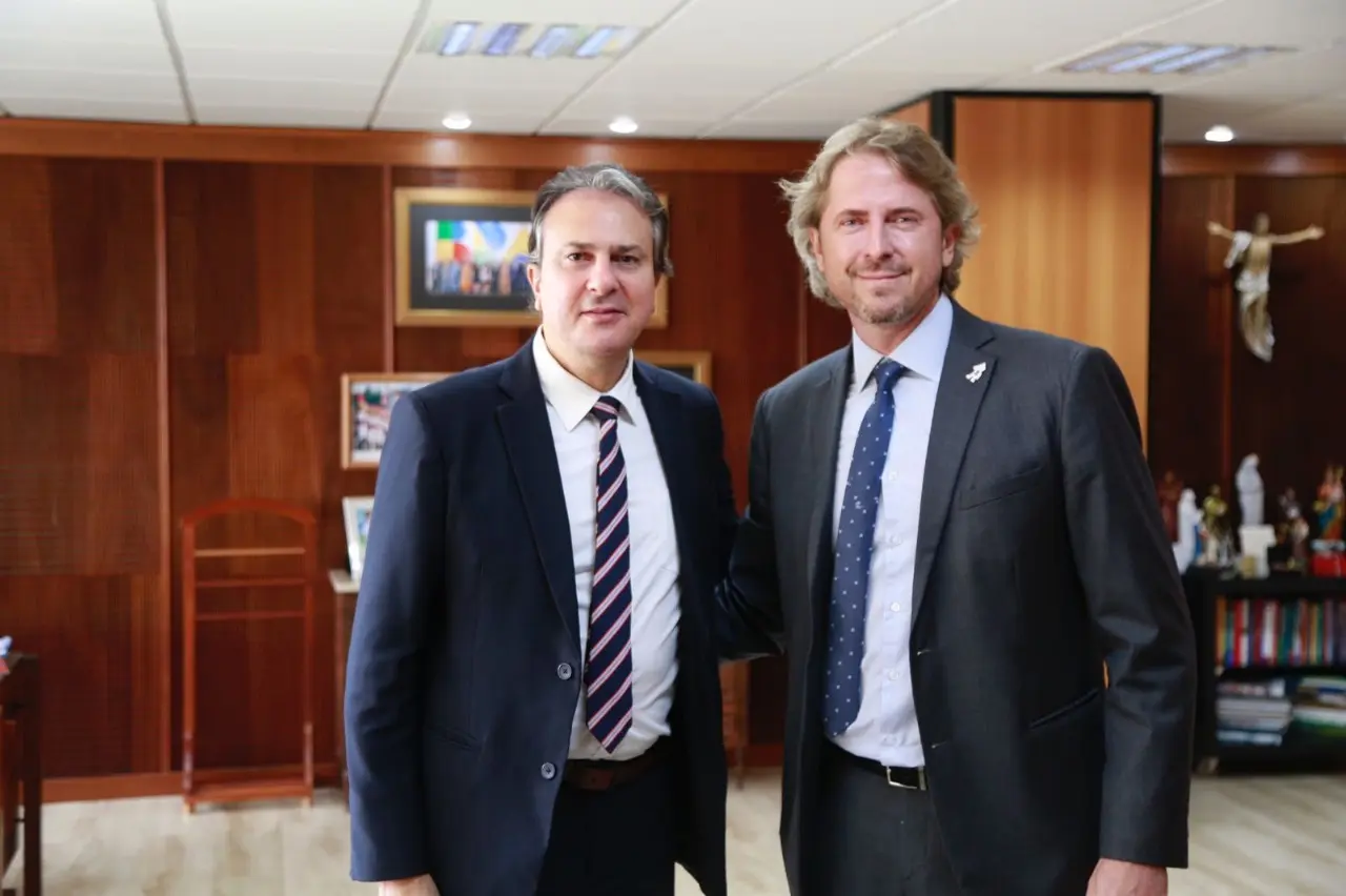 Zeca Dirceu pede rapidez na liberação de novos cursos e destaca impacto para Paranavaí e região