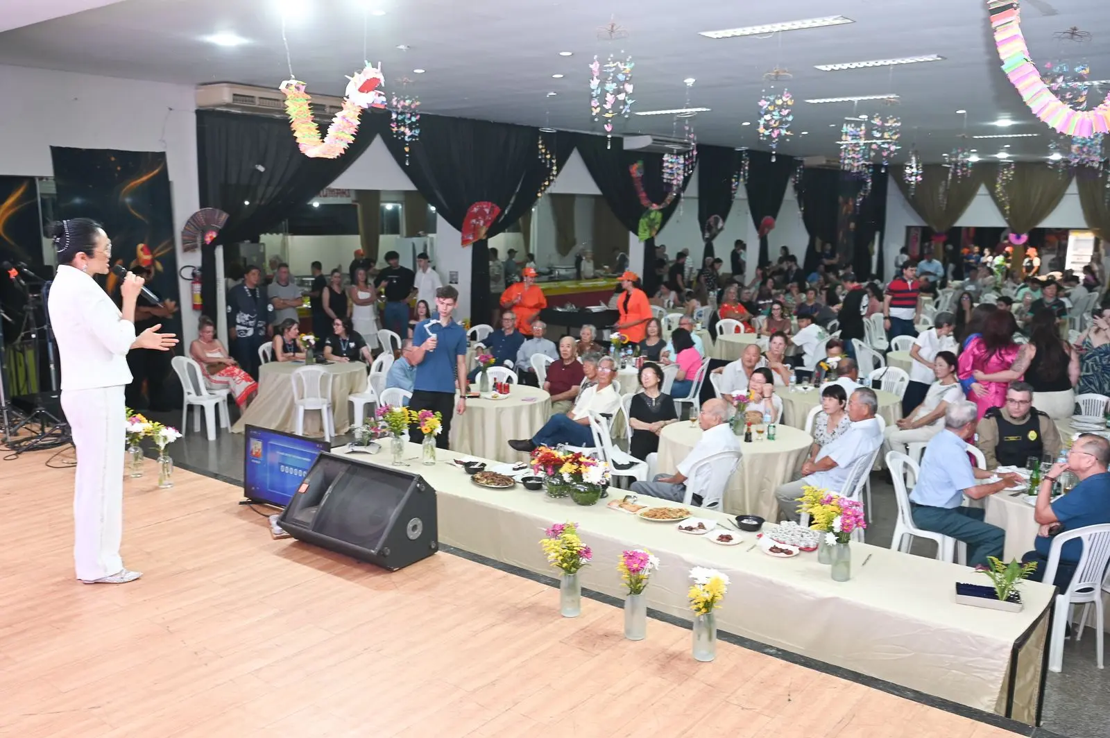 Festival da Primavera: uma cultura; todos os povos