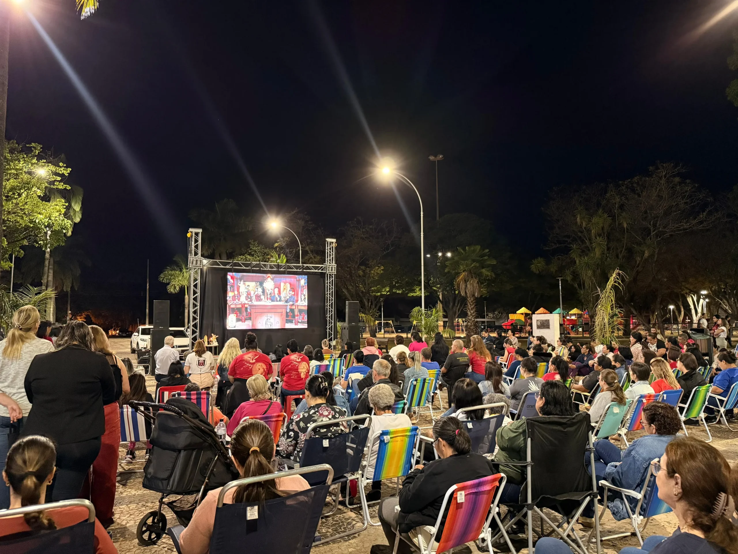 Cerca de 400 pessoas se reúnem em Paranavaí para acompanhar participação de Dom Mário e Padre Adão no Rosário com Frei Gilson