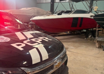 Lancha é apreendida em Porto Rico durante investigação de tráfico e lavagem de dinheiro