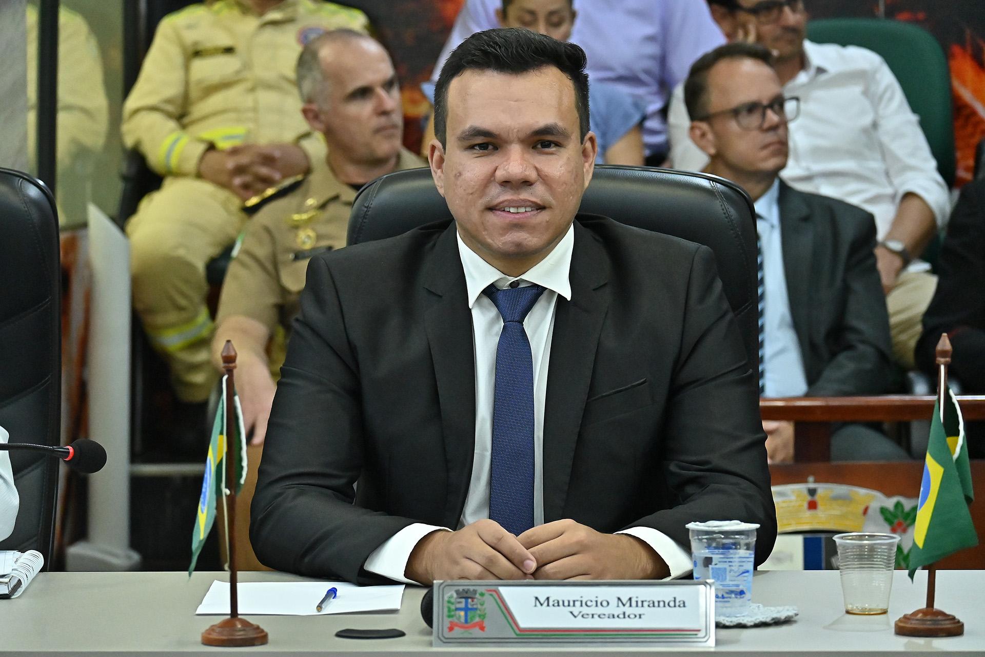 Vereador Maurício Miranda assume liderança do Governo na Câmara no lugar de Maria Clara