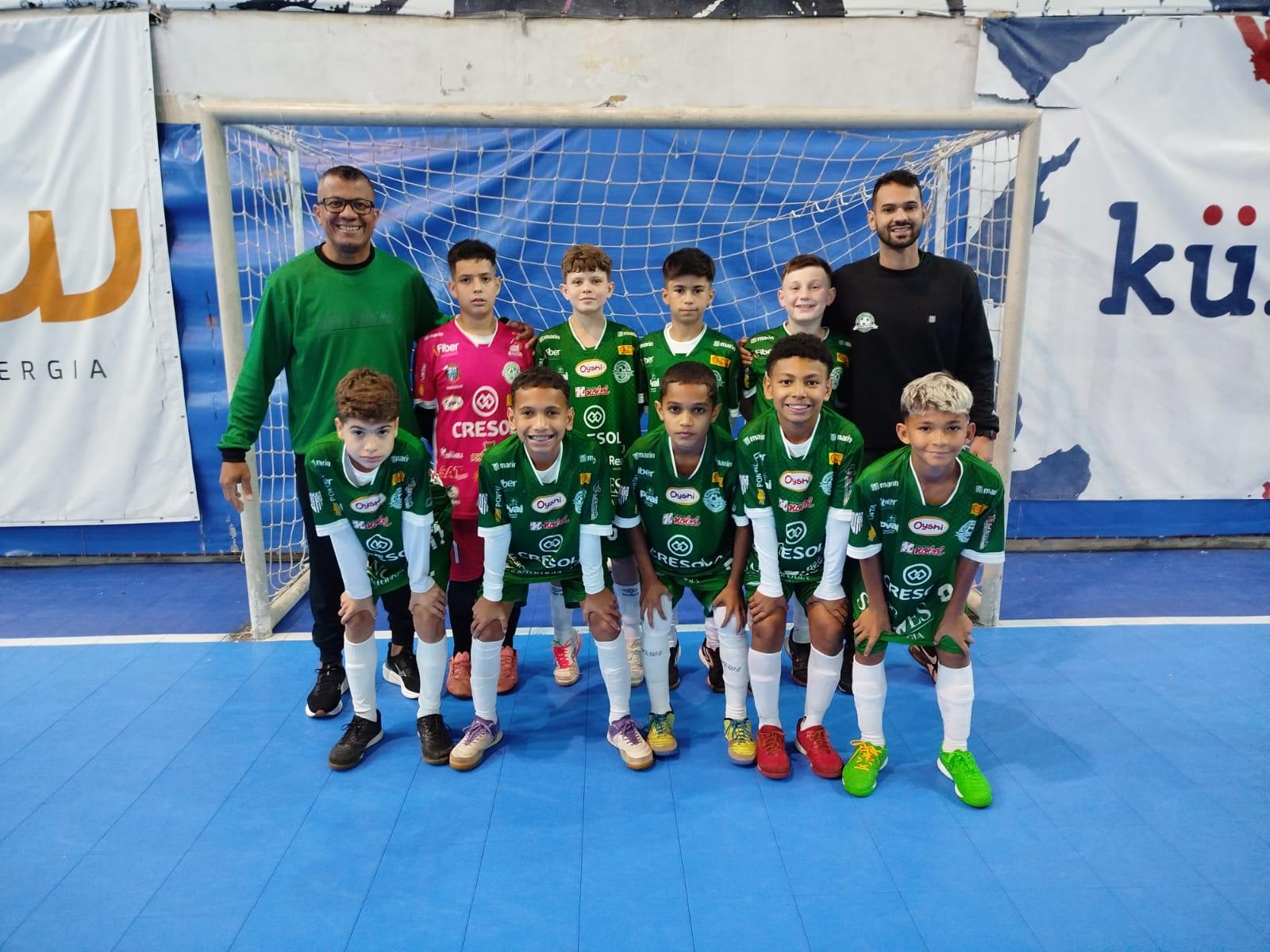 Equipe Sub-11 da São Lucas disputa fase final do Paranaense de Futsal