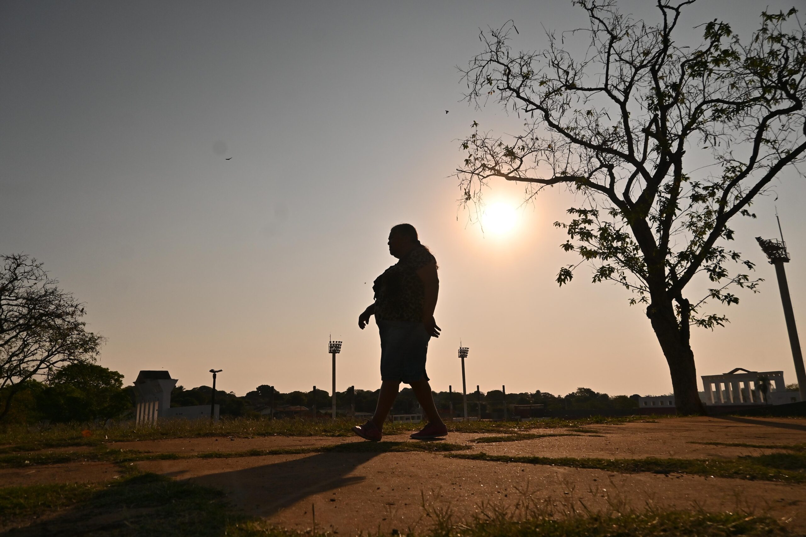 Com máxima de 35°C, Paranavaí tem fim de semana quente antes da chegada de nova frente fria