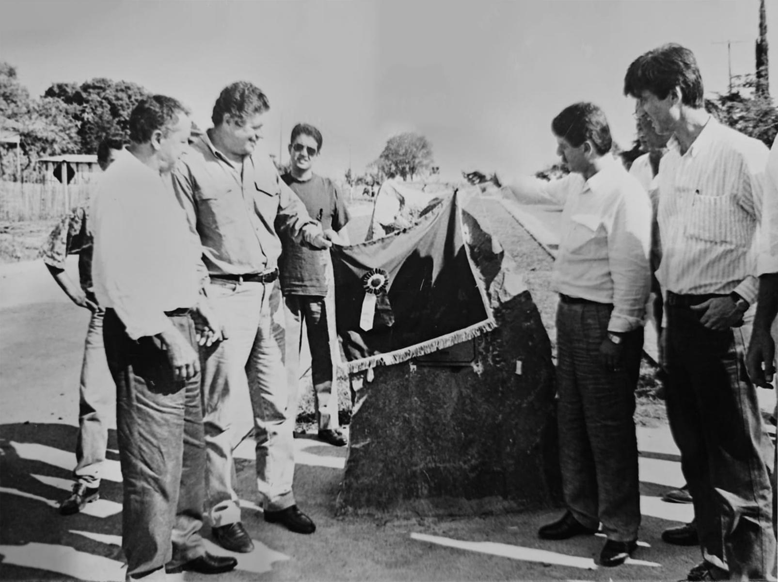 Asfalto entre Paranavaí e Tamboara