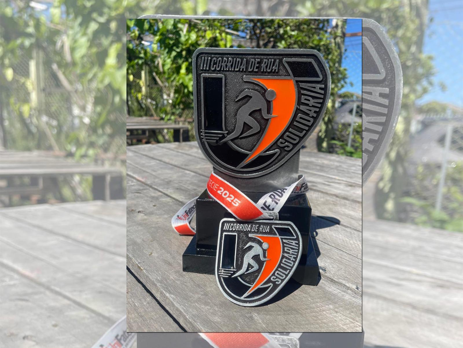 Organização da Corrida Solidária da Unifatecie orienta participantes para o evento