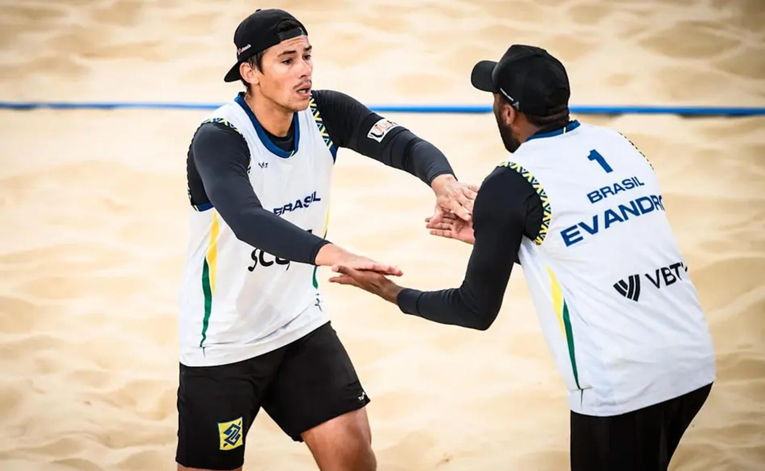 De Paranavaí, Arthur Lanci disputa fase eliminatória do Mundial de Vôlei de Praia