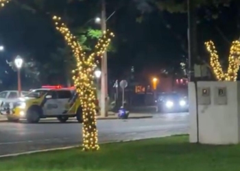 Jovem sem CNH é preso após dirigir na contramão e fugir da PM em Paranavaí; veja vídeo