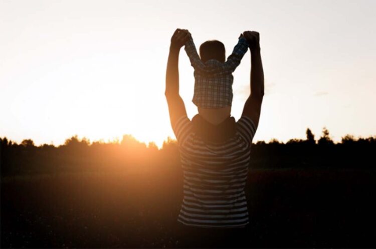 Comércio de rua e shoppings centers disputam consumidores